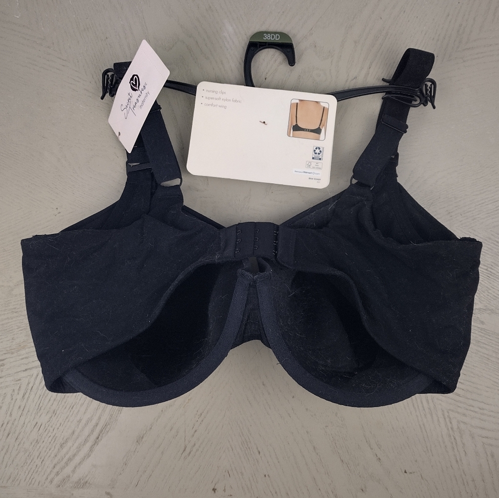 Black Nursing Bra with Adjustable Straps - Picture 2 of 5
